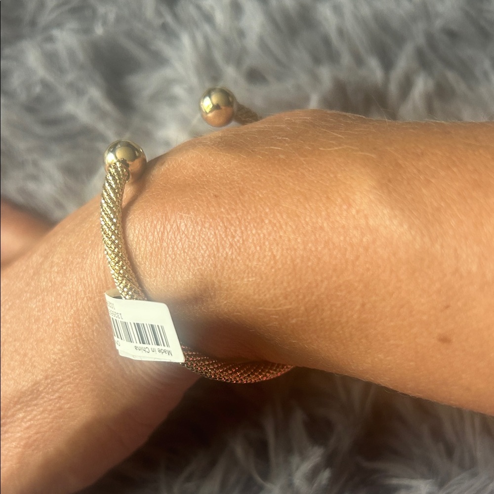 NWT Banana Republic Adjustable Bangle Bracelet